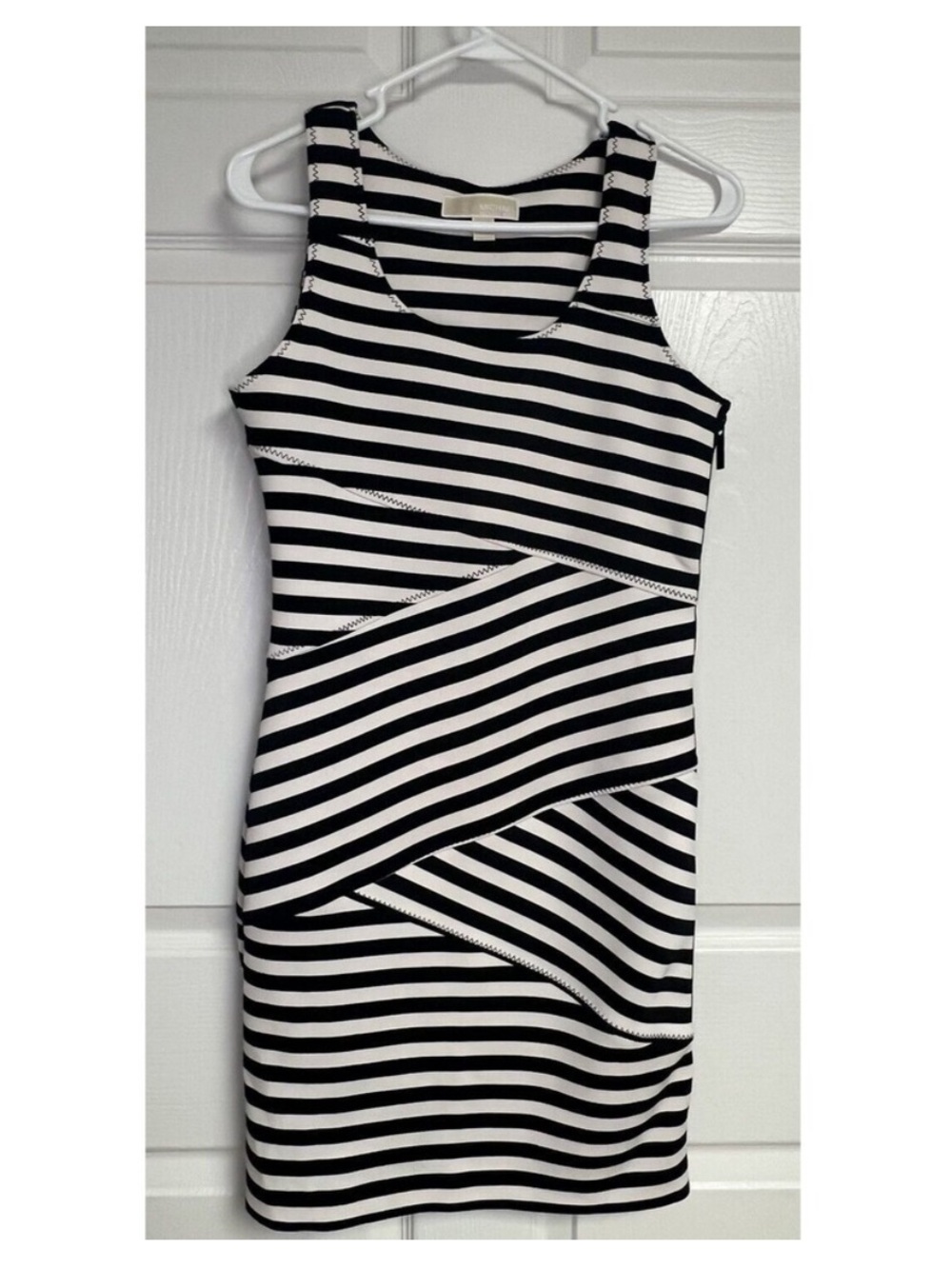 MICHAEL KORS Sleeveless
Asymmetrical Striped Dress White Size 6